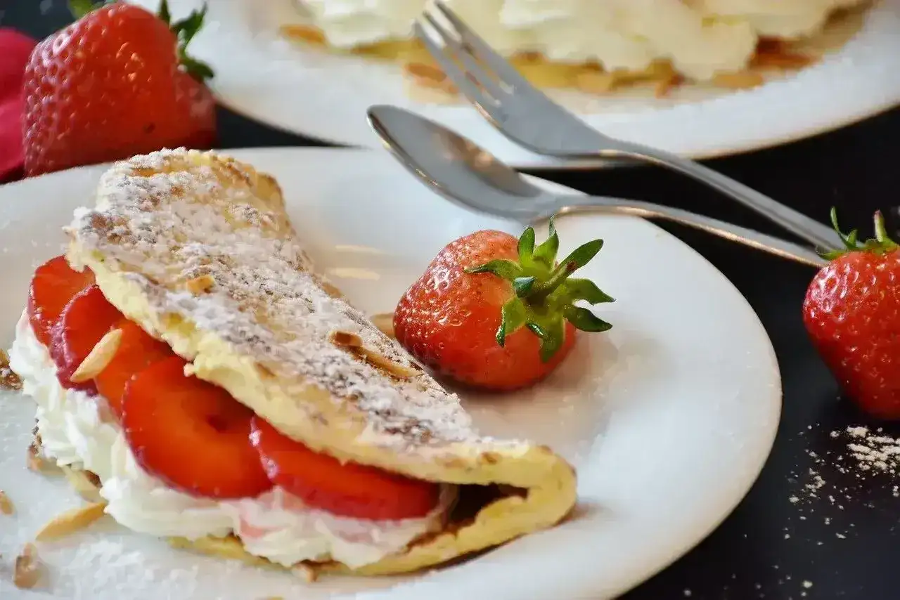 Omlet z białek - jak zrobić puszyste, lekkie śniadanie?